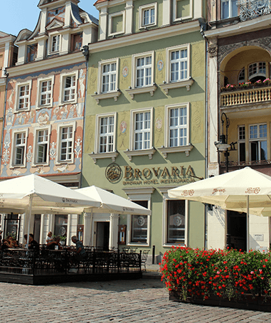 Hotel Brovaria: parking pl Wolności => Interparking Polska